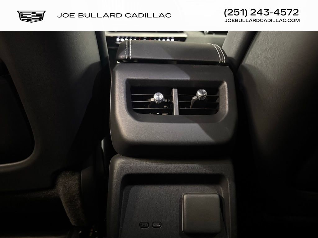 New 2025 Cadillac Optiq Sport 1 w/ LPO, Floor Liner Package image 17