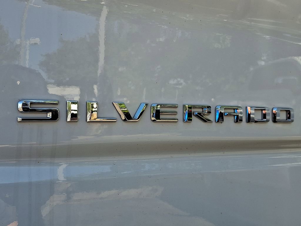 Used 2024 Chevrolet Silverado 1500 LT AWD/4WD image 31