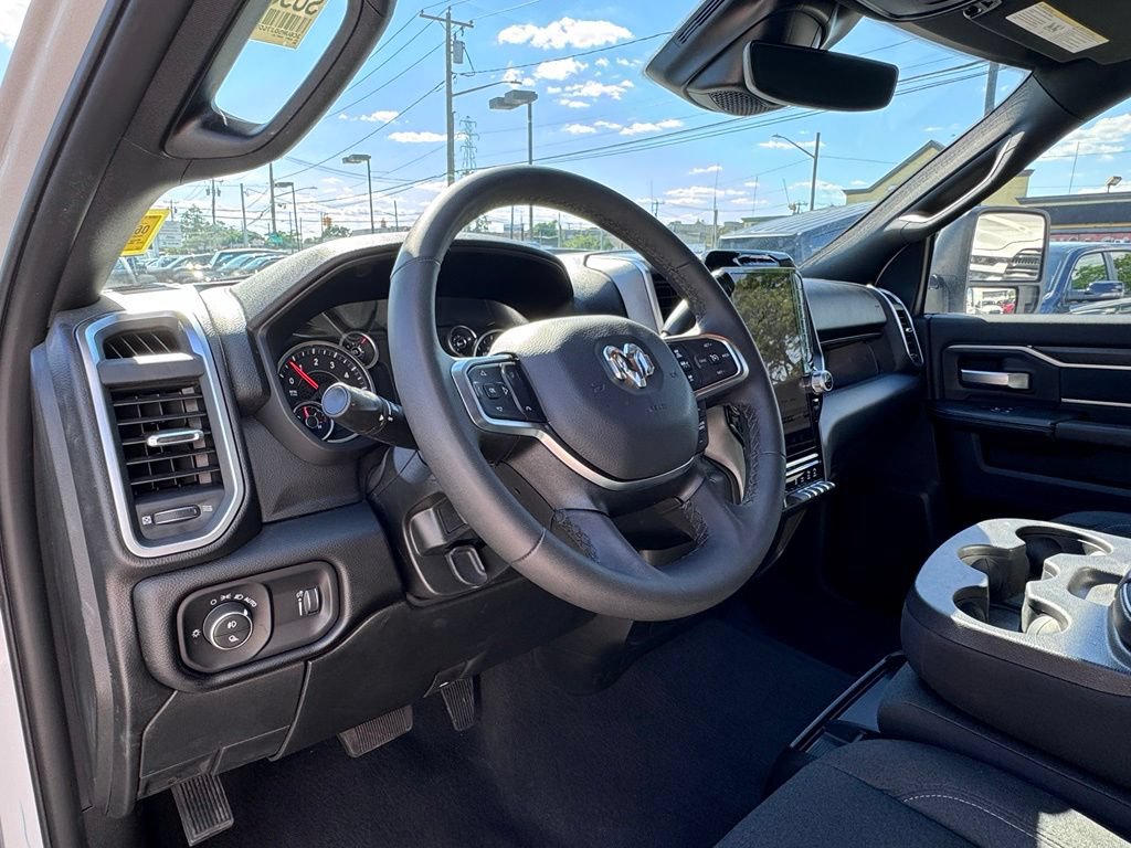 Used 2025 RAM 2500 Big Horn AWD/4WD image 13