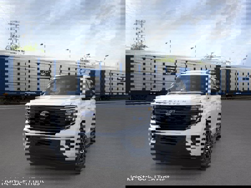 New 2025 Ford Expedition Active image 25