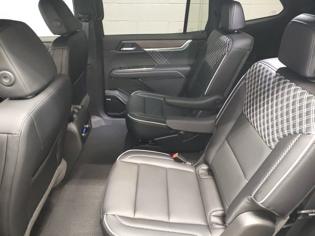 New 2026 GMC Acadia Denali w/ Super Cruise Package image 27