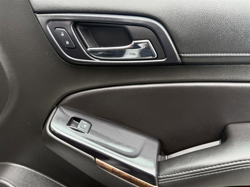 Used 2018 Chevrolet Tahoe LT w/ Luxury Package image 18