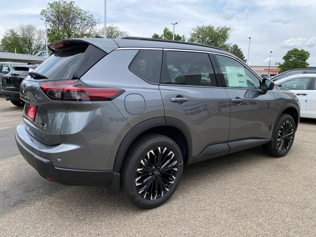 New 2026 Nissan Rogue Dark Armor AWD/4WD image 5