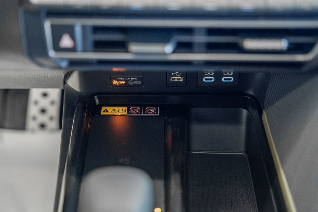 New 2026 Toyota Camry SE image 22