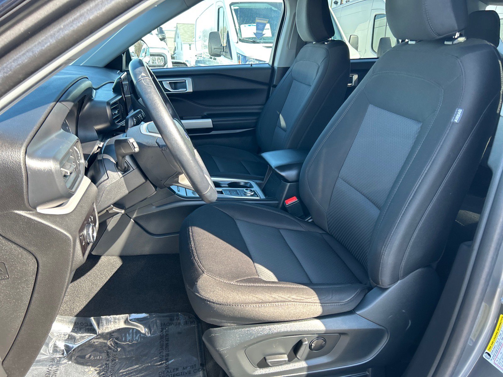 Certified 2023 Ford Explorer XLT AWD/4WD image 9