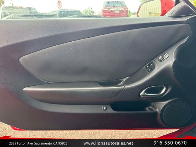 Used 2010 Chevrolet Camaro LT RWD image 17