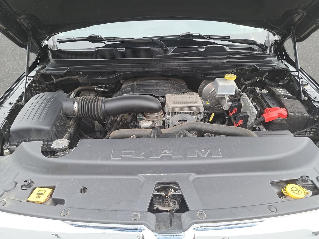 Used 2022 RAM 1500 Laramie AWD/4WD image 30