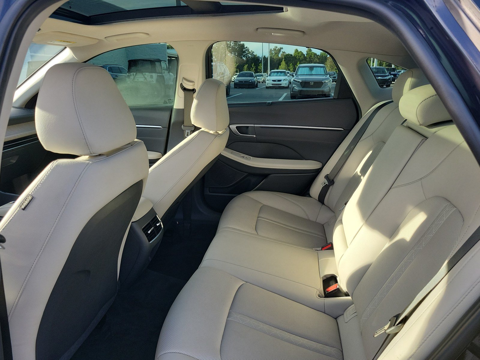 Used 2024 Hyundai Sonata Limited FWD image 29