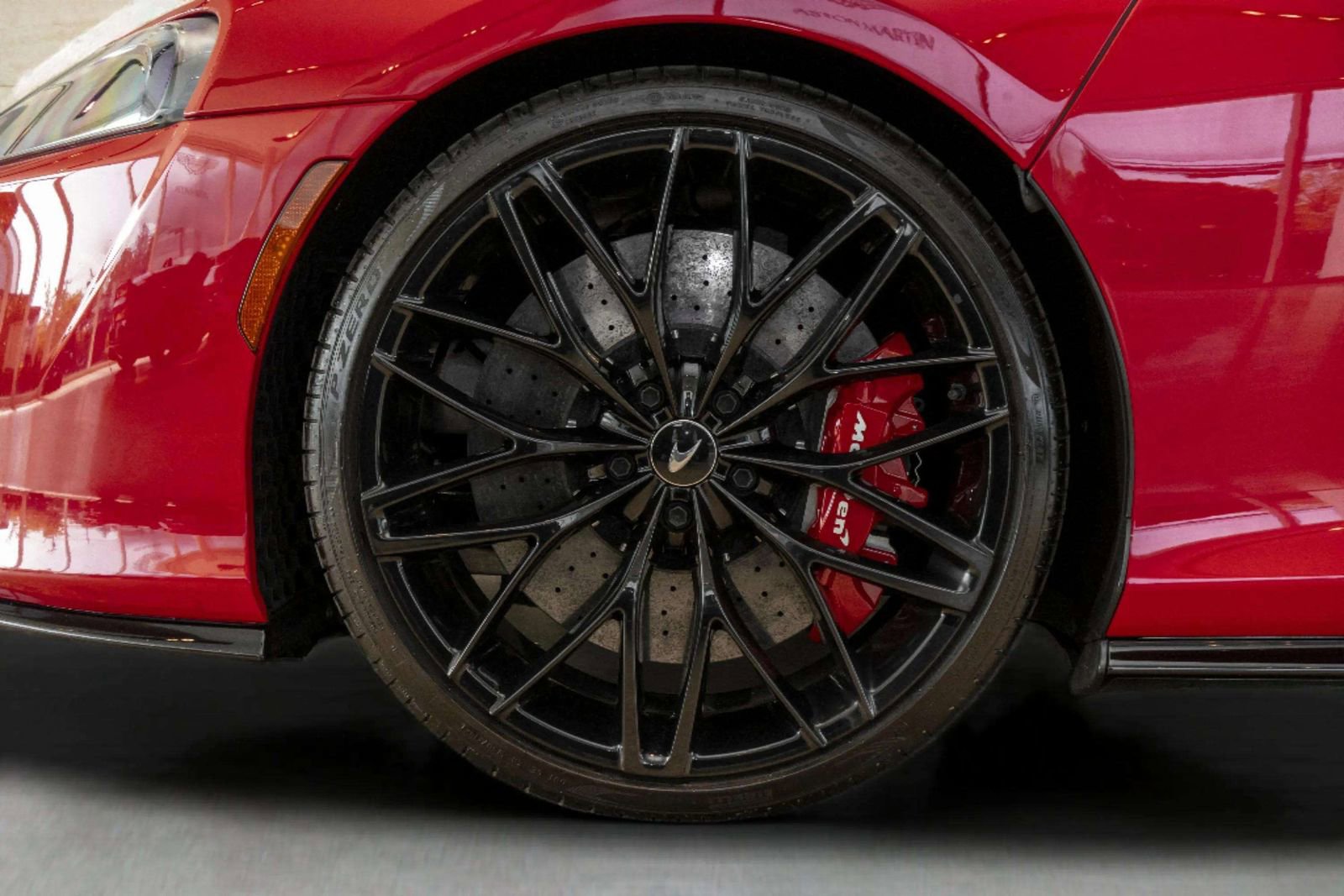 Used 2022 McLaren GT RWD image 7
