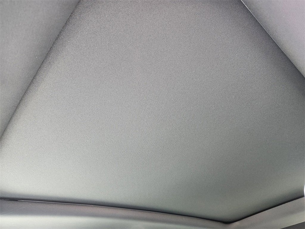 New 2026 Cadillac Vistiq Luxury w/ LPO, Floor Liner Package image 19