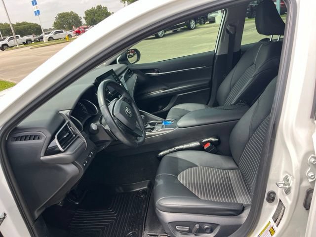 Used 2023 Toyota Camry SE FWD image 14