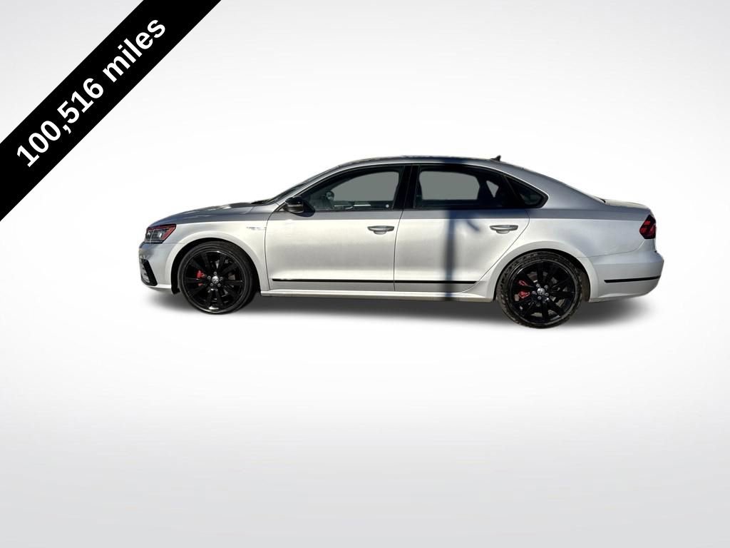Used 2018 Volkswagen Passat 3.6 image 3
