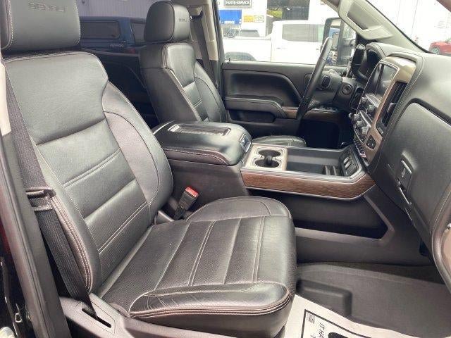 Used 2017 GMC Sierra 3500 Denali AWD/4WD image 28