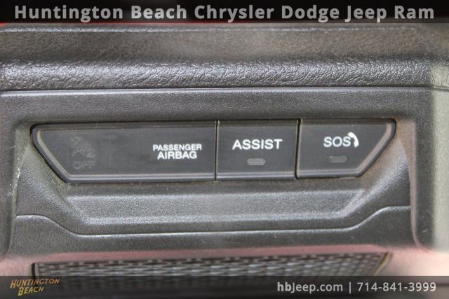 Used 2024 Jeep Wrangler Sahara image 30