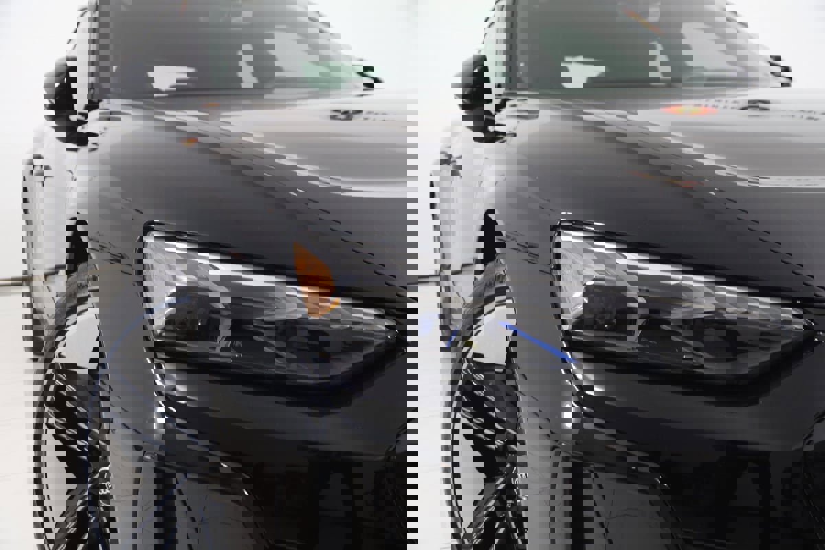 Used 2024 Audi RS e-tron GT w/ Carbon Performance Package image 27