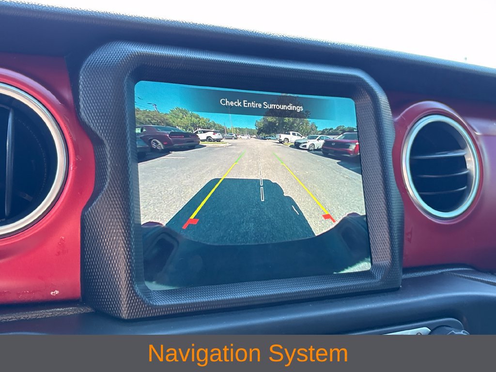 Used 2023 Jeep Gladiator Rubicon w/ Cold Weather Group AWD/4WD image 15