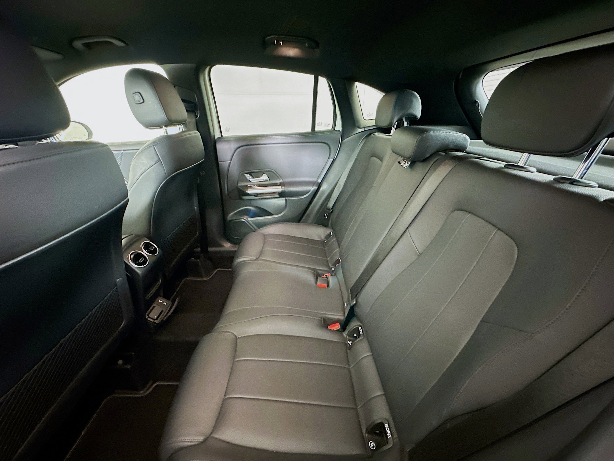 Used 2024 Mercedes-Benz GLA 250 image 27