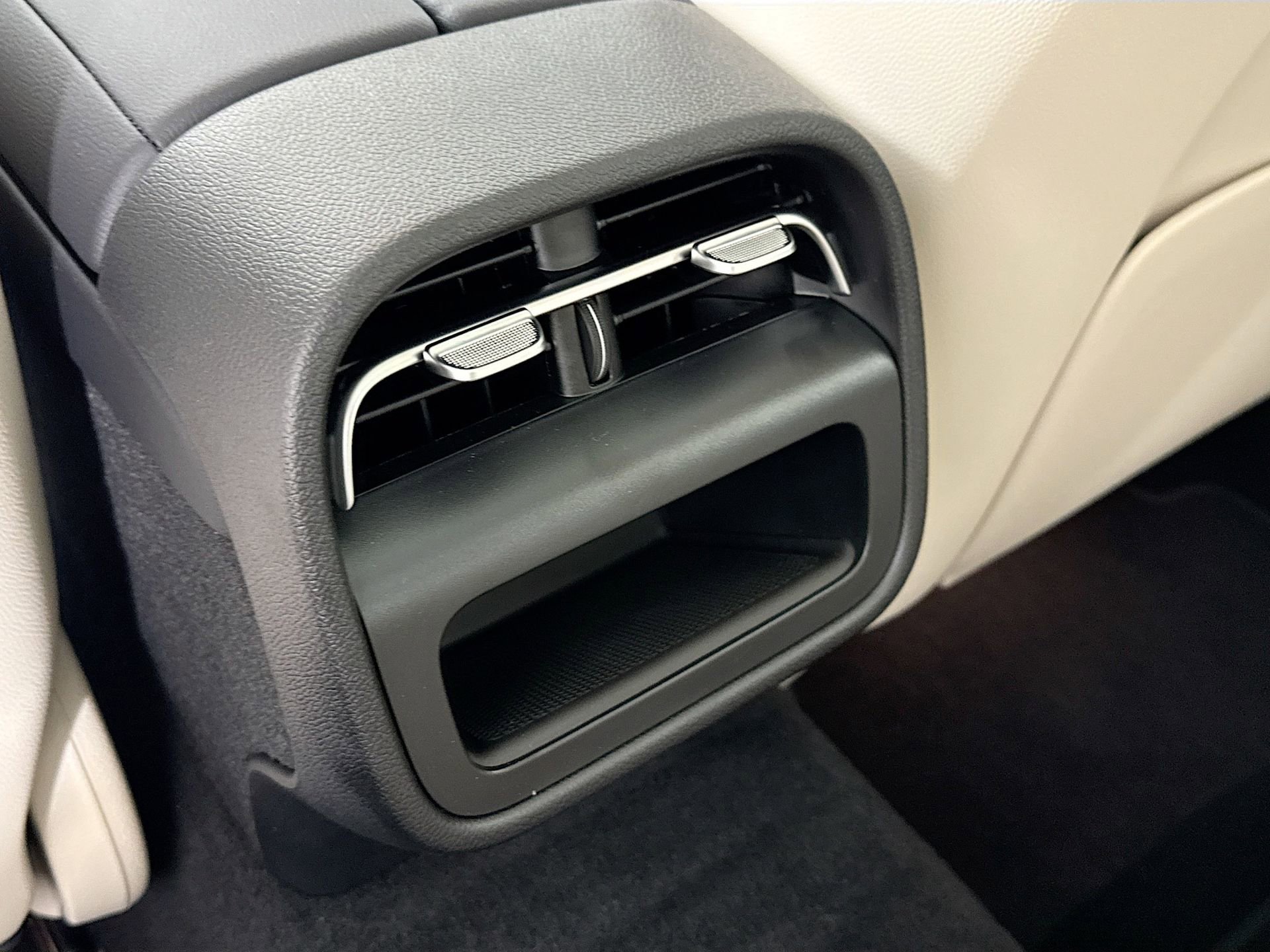 New 2026 Mercedes-Benz E 350 Sedan image 28