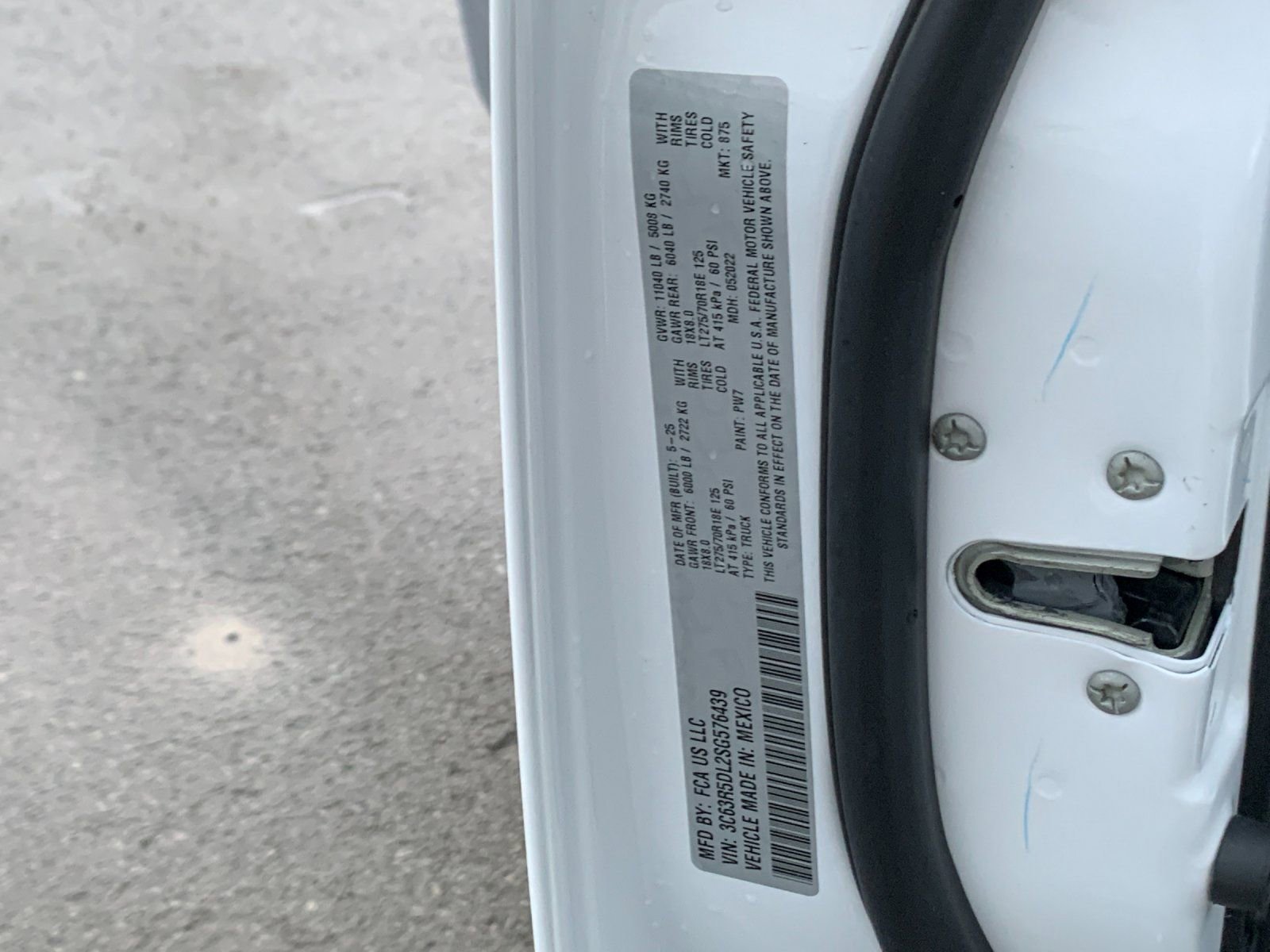 Used 2025 RAM 2500 Big Horn image 34