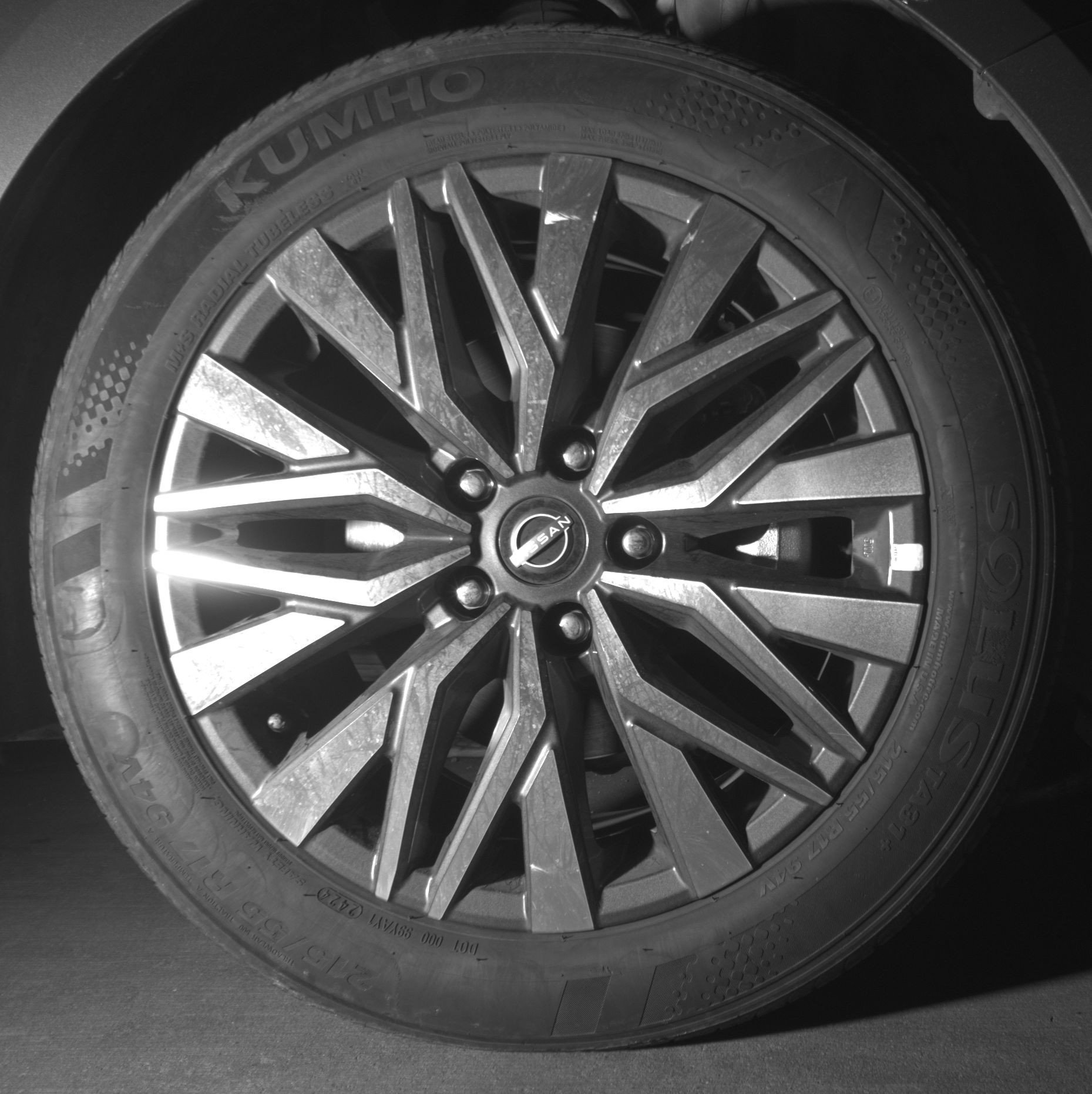 Used 2025 Nissan Altima 2.5 SV FWD image 13