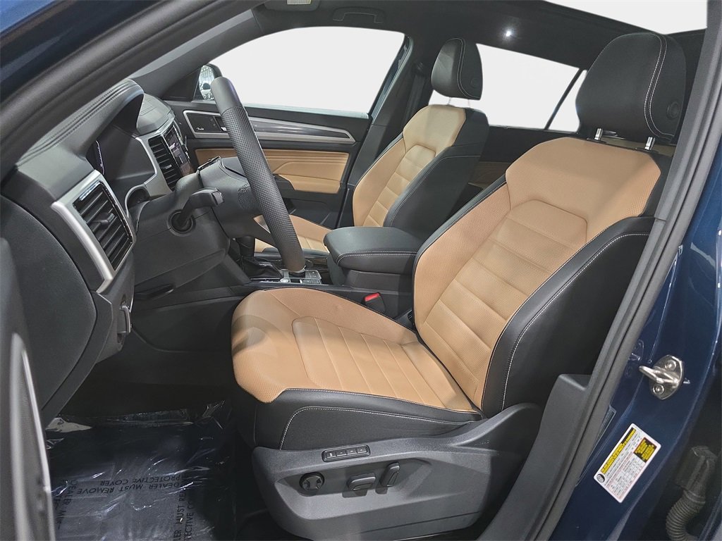 Used 2023 Volkswagen Atlas Cross Sport SEL Premium R-Line image 14