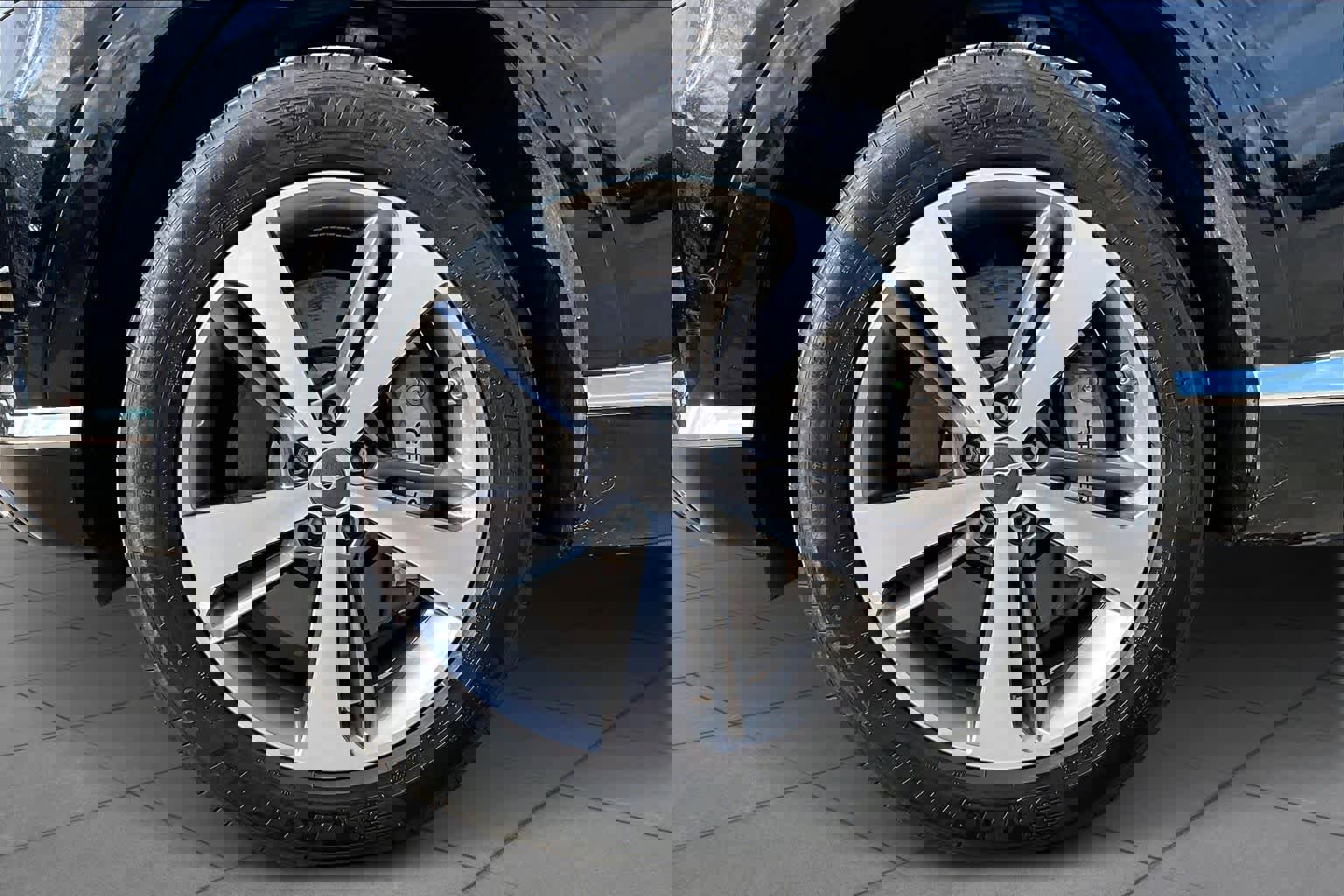 Used 2024 Genesis GV80 3.5T w/ Advanced Package image 10