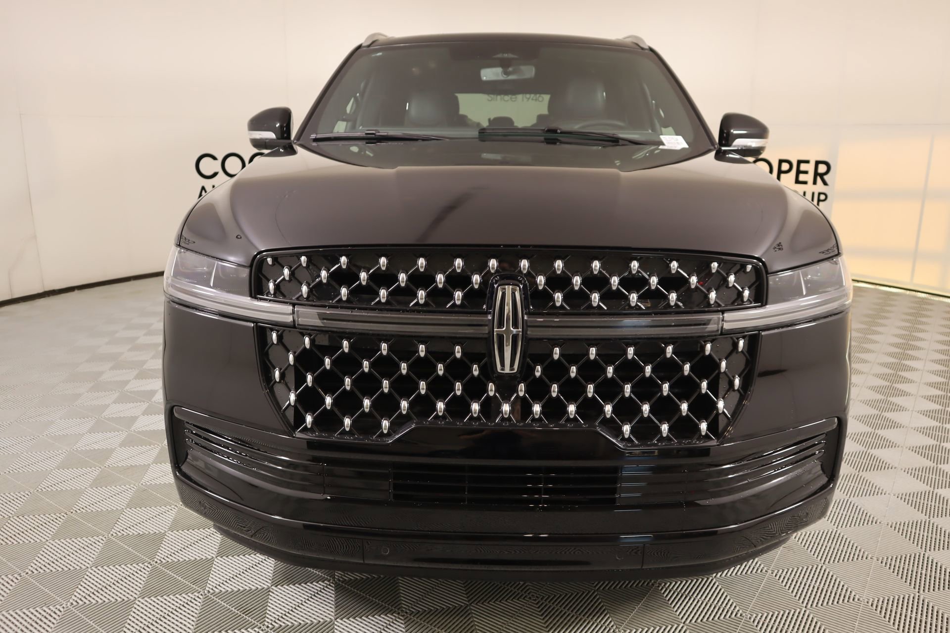 New 2026 Lincoln Navigator L Black Label AWD/4WD image 9