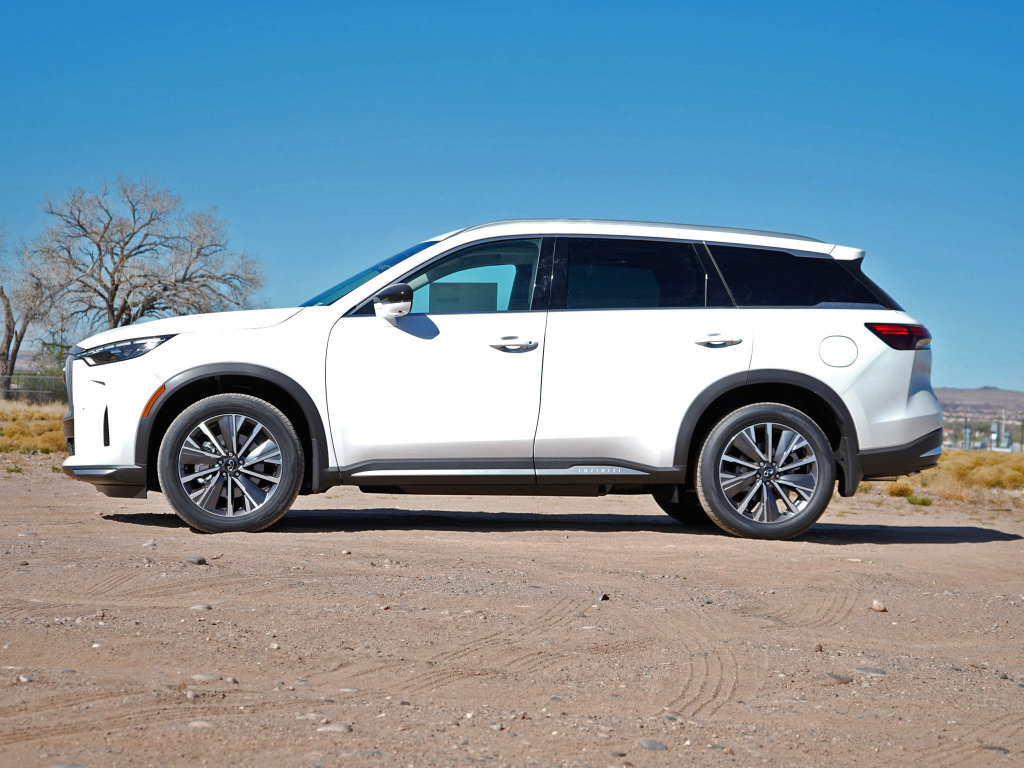 New 2026 INFINITI QX60 Luxe w/ Cargo Package image 6
