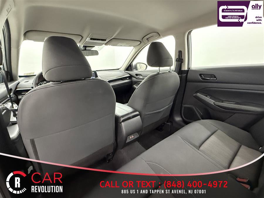 Used 2024 Nissan Altima 2.5 SV FWD image 42