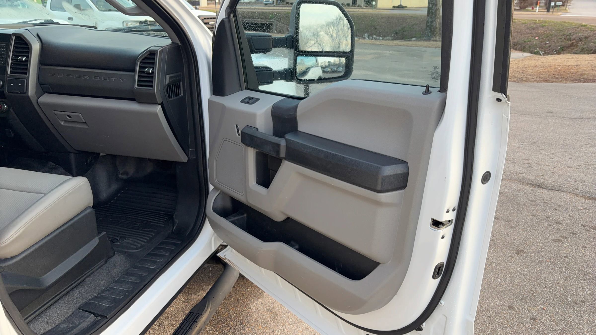 Used 2019 Ford F250 XL w/ Power Equipment Group image 10