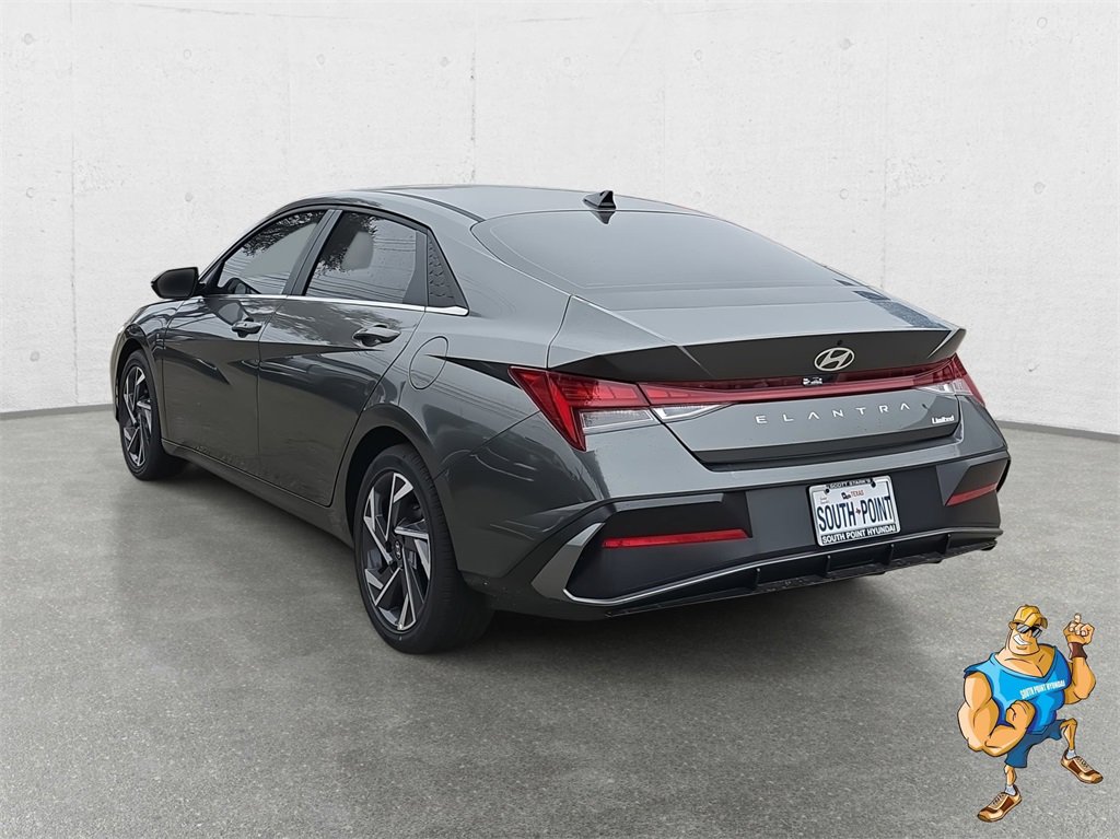 New 2026 Hyundai Elantra Limited image 7