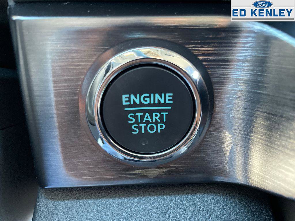 New 2026 Ford F350 Lariat image 12