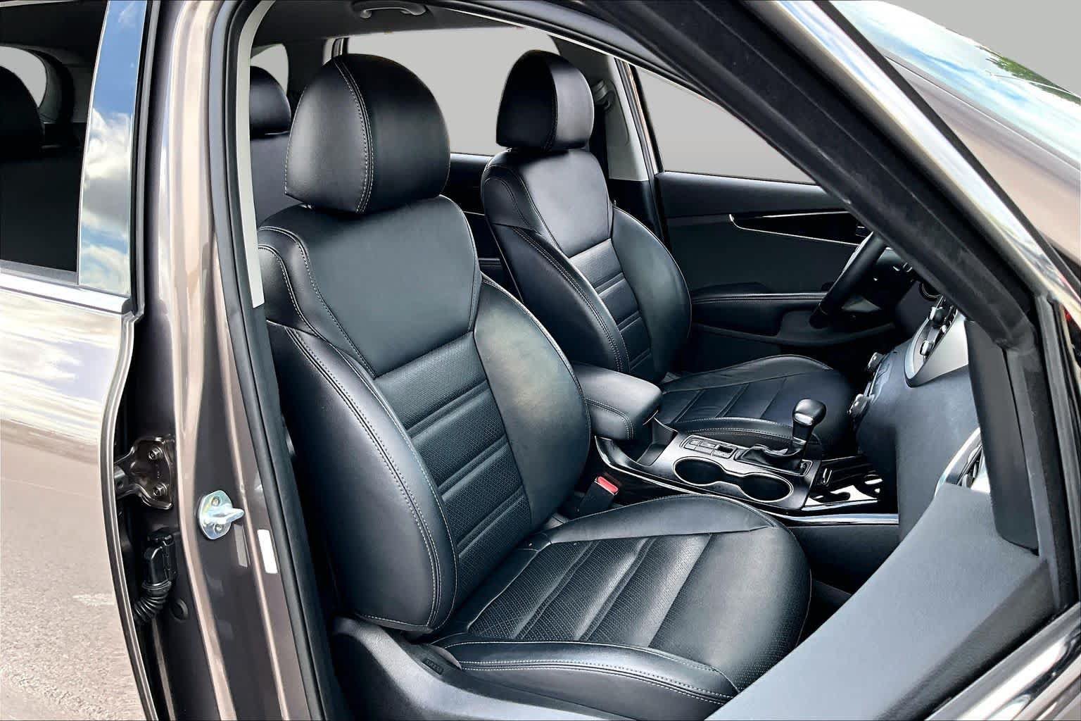 Used 2019 Kia Sorento EX FWD image 8