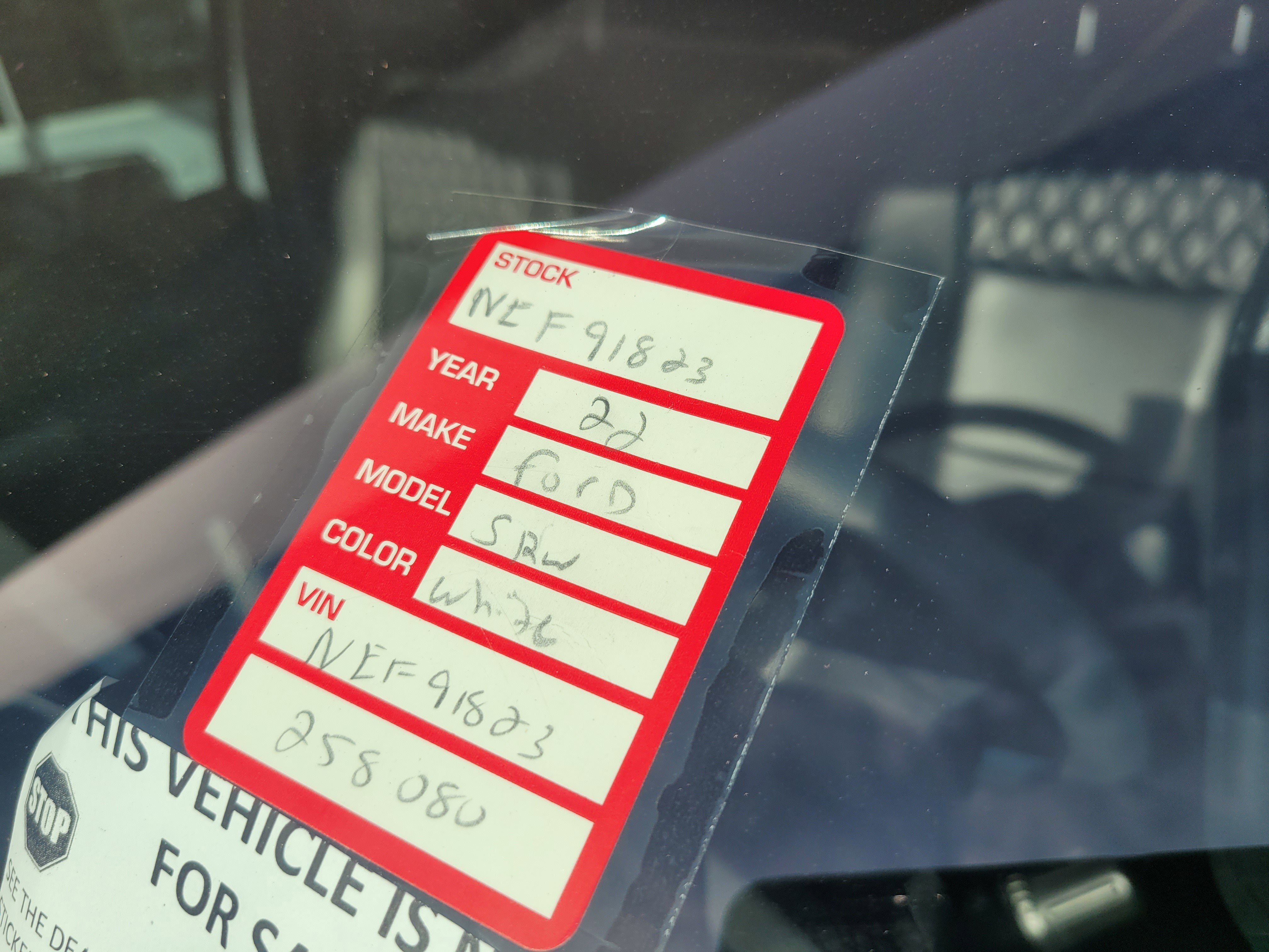 Used 2022 Ford F250 Lariat w/ Black Appearance Package image 10