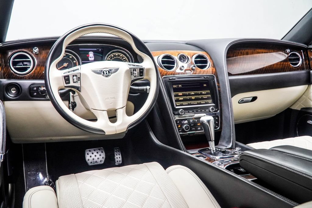 Used 2018 Bentley Flying Spur S V8 AWD/4WD image 18