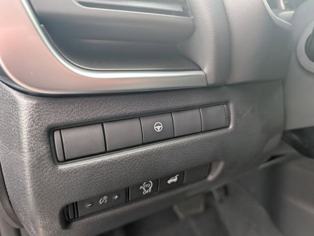 New 2026 Nissan Rogue SV AWD/4WD image 17