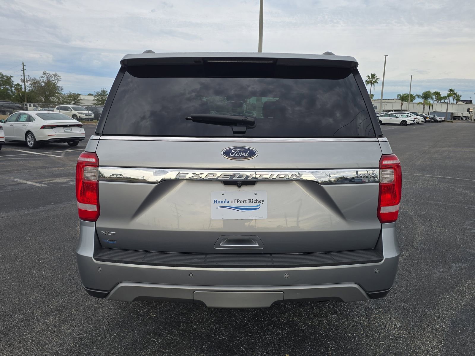 Used 2020 Ford Expedition Max XLT w/ Equipment Group 202A image 5