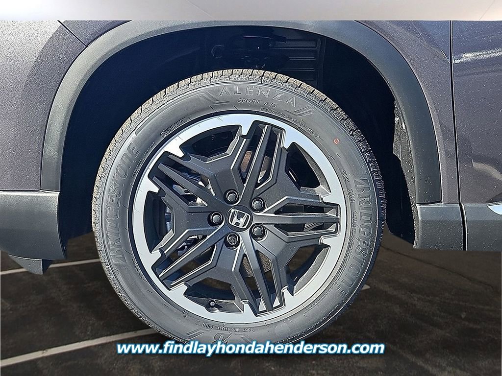 New 2026 Honda Pilot Touring image 7