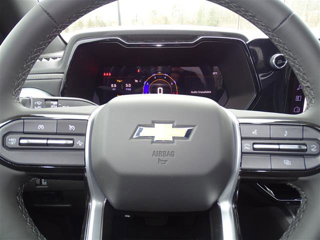 Used 2024 Chevrolet Colorado LT w/ LT Convenience Package image 11