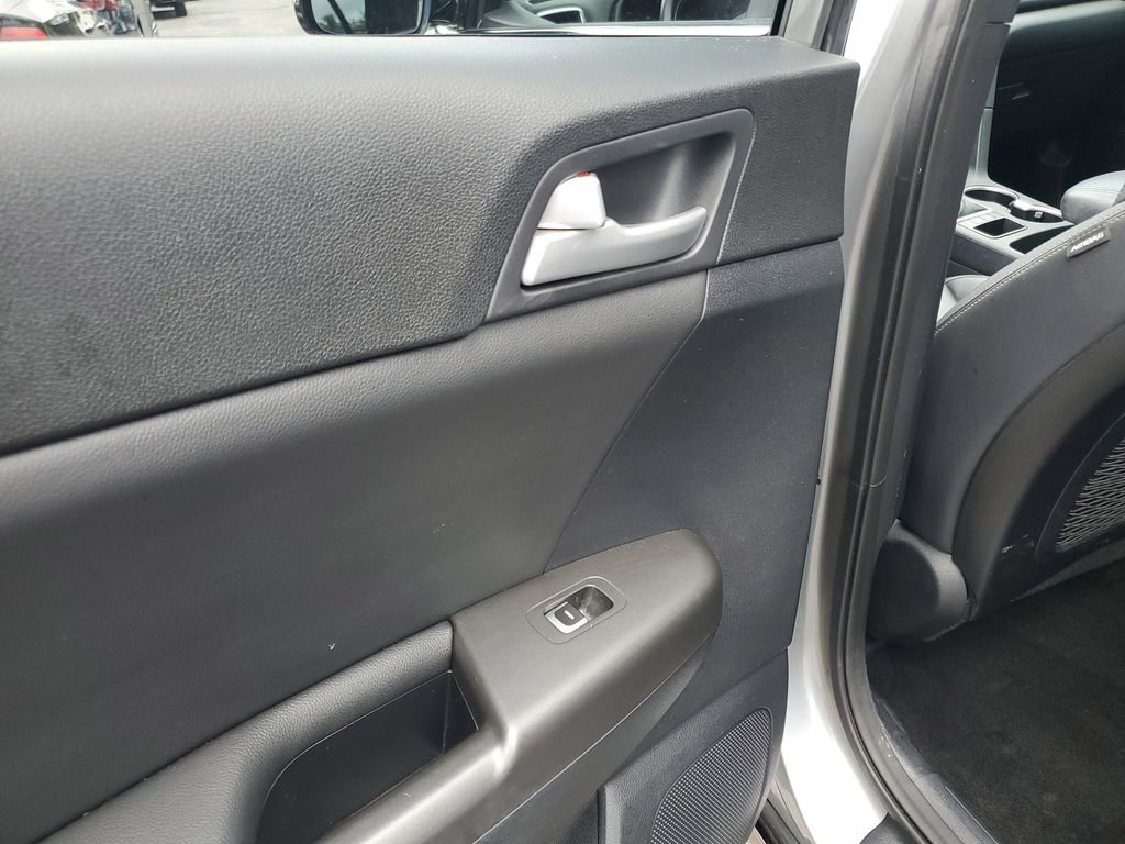 Used 2021 Kia Sportage S image 11