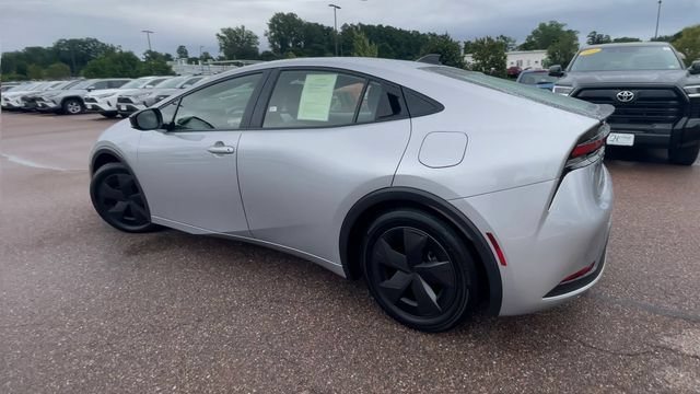 Certified 2026 Toyota Prius LE FWD image 4
