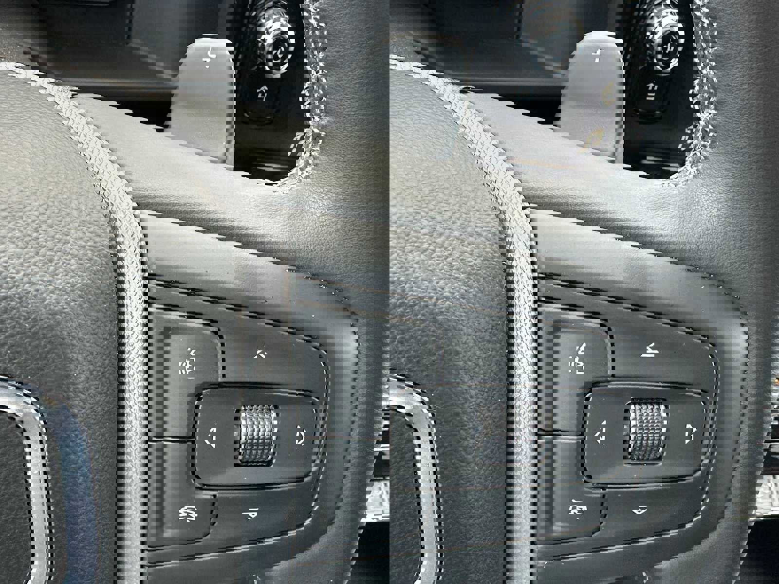 Used 2025 GMC Sierra 1500 Denali w/ Denali Reserve Package image 36