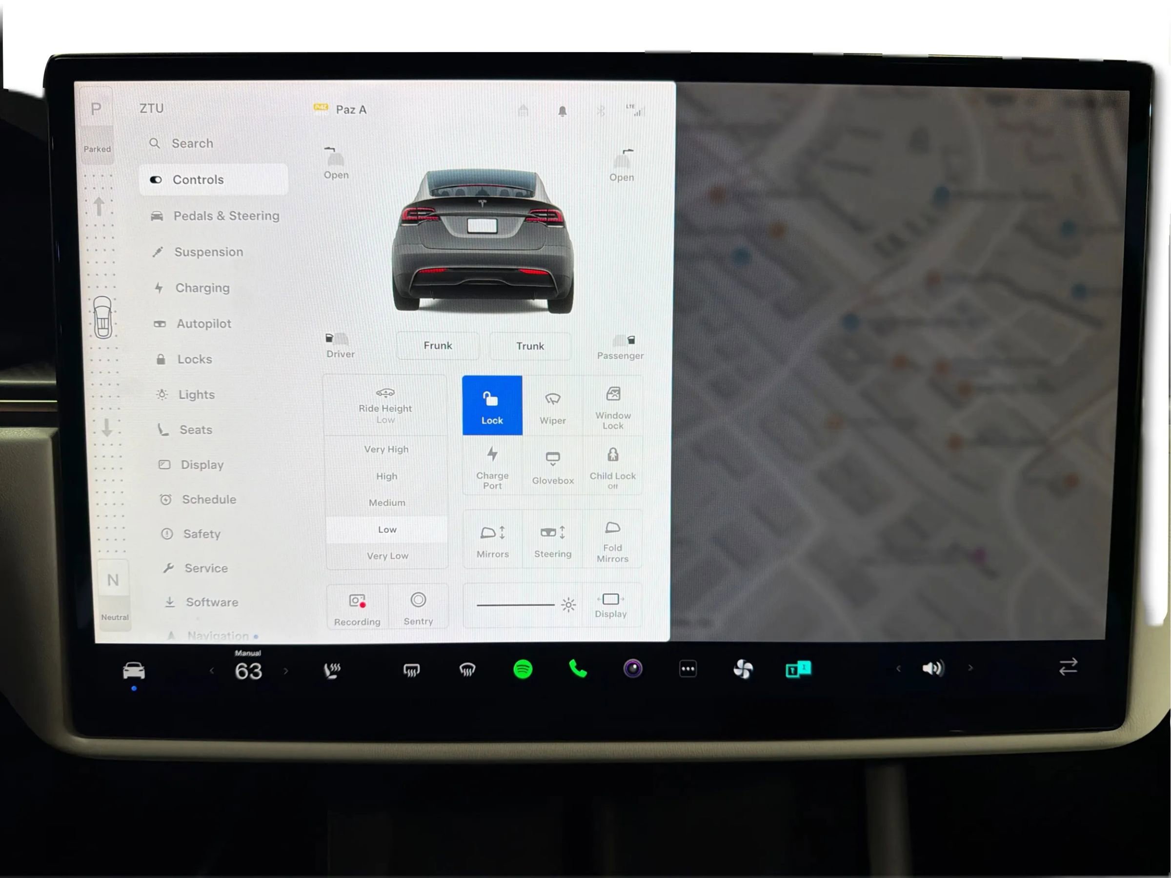 Used 2022 Tesla Model X Plaid image 11