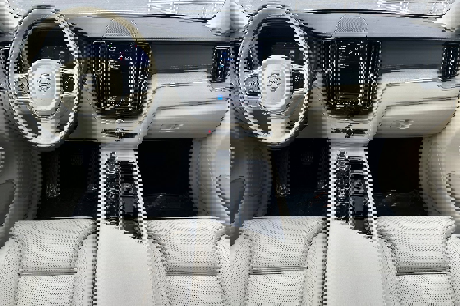 Certified 2025 Volvo XC60 T8 Ultra w/ Protection Package Premier image 3