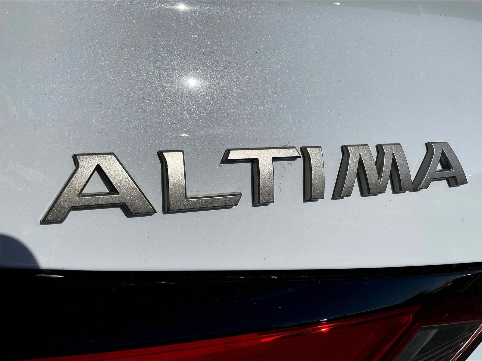 Certified 2024 Nissan Altima 2.5 SR w/ SR Premium Package FWD image 27