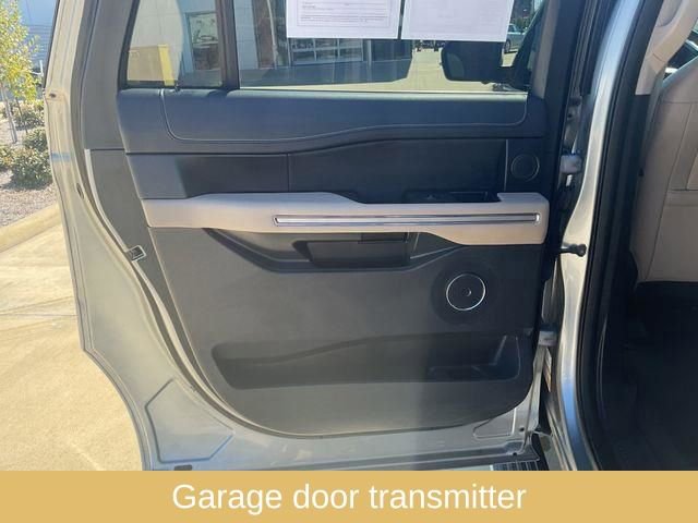 Used 2024 Ford Expedition Max Limited image 26