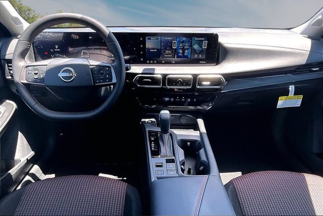 New 2026 Nissan Sentra SR w/ Floor Mat Package FWD image 5