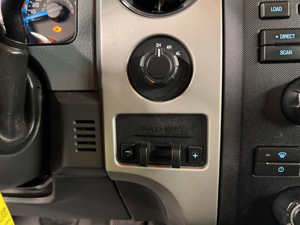 Used 2011 Ford F150 XLT w/ XLT Chrome Pkg image 11