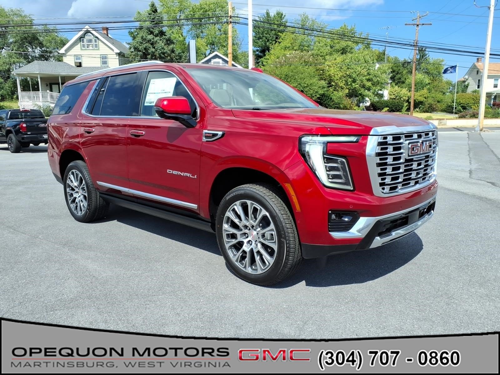 New 2026 GMC Yukon Denali w/ Denali Reserve Package AWD/4WD image 1
