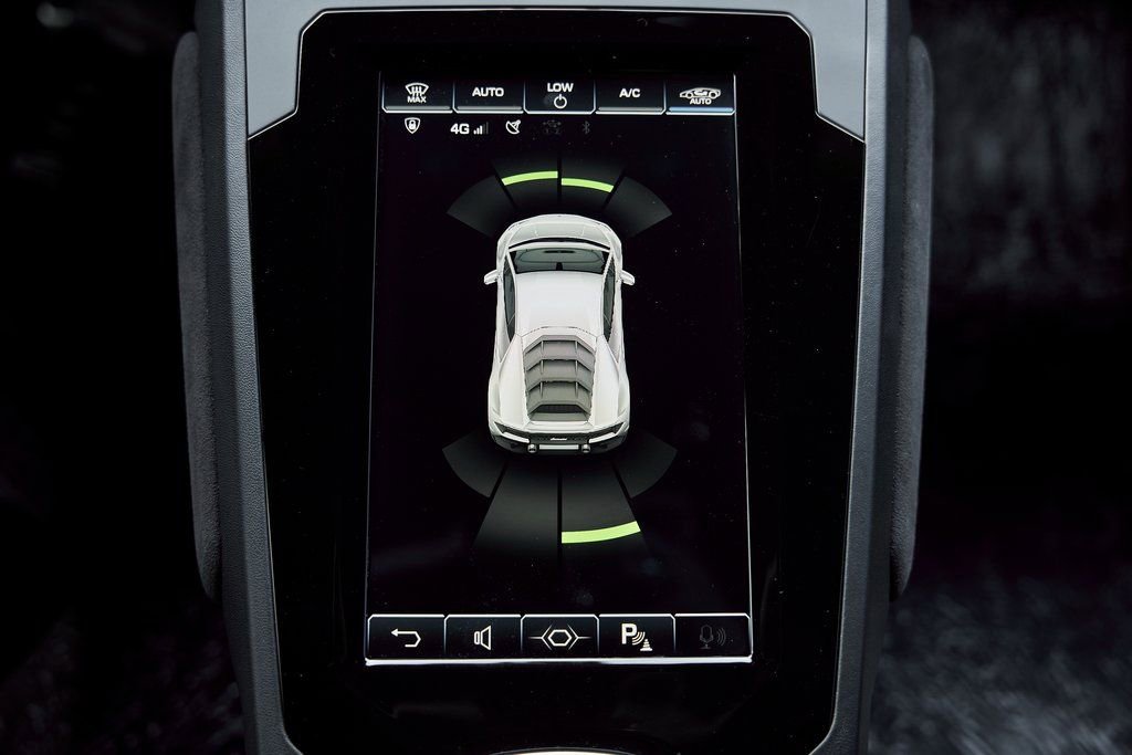 Used 2020 Lamborghini Huracan EVO image 63